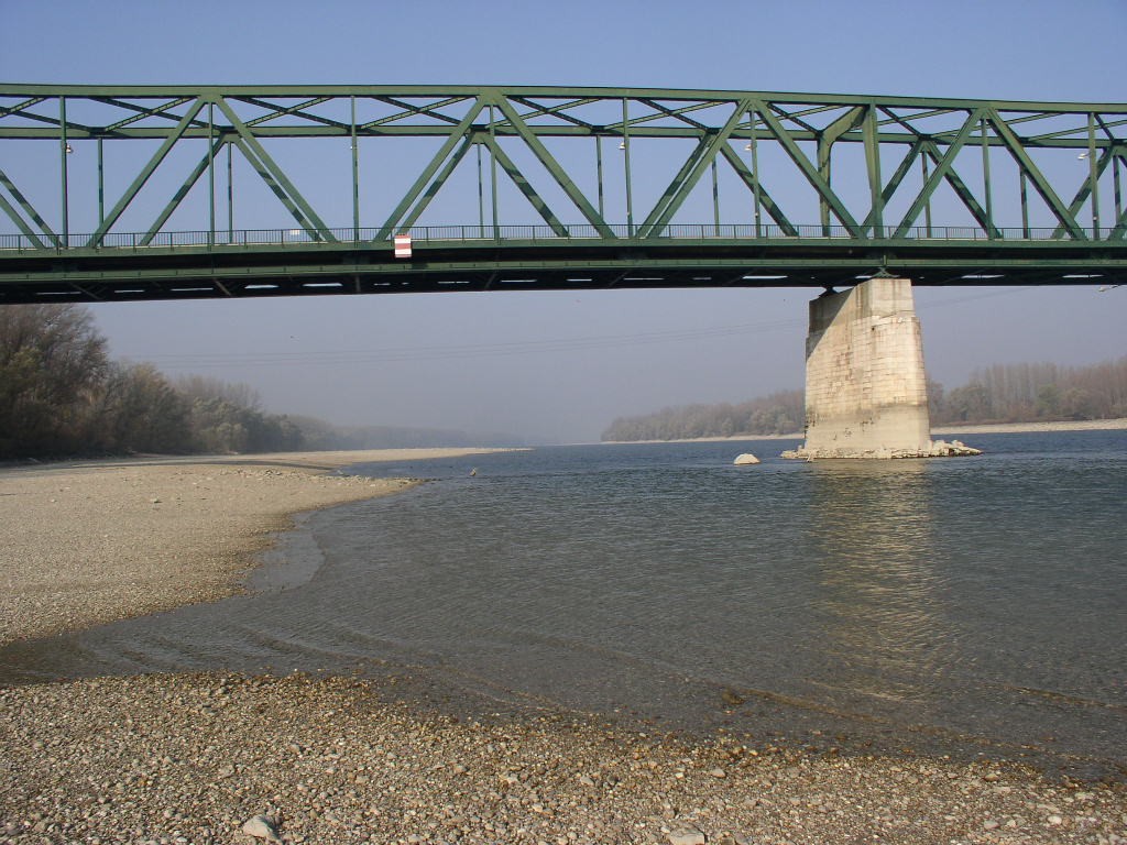 Forrás: http://www.interreg-danube.eu/approved-projects/dridanube/gallery?project_gallery=DROUGHT+GALLERY#group-27